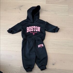 SHEIN Kids Black and Pink Boston Jogger Set